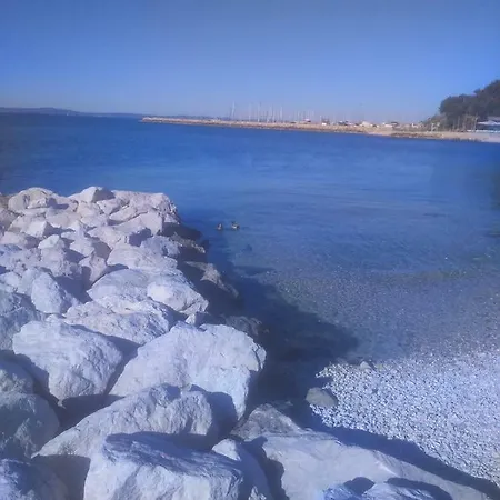 Mediteran شقة *